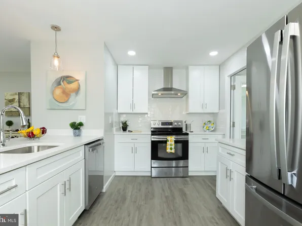 5003 Laguna Rd, College Park, MD 20740