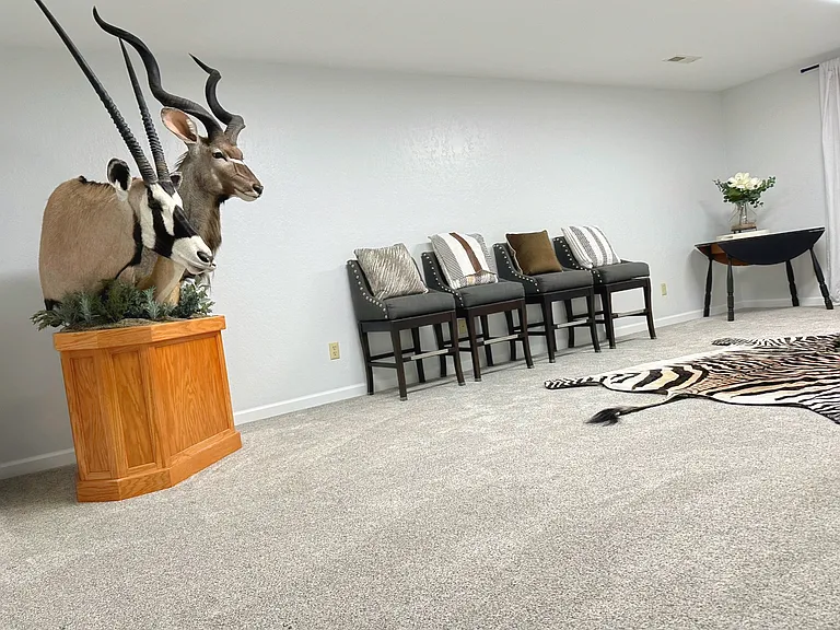 2209 Crestview Dr — Photo 39