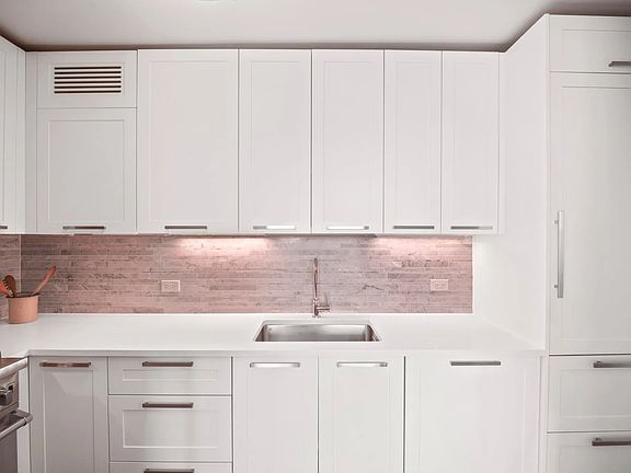 4th image of 200 E 94th St APT 814