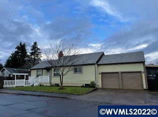 596 22nd St NE, Salem, OR 97301