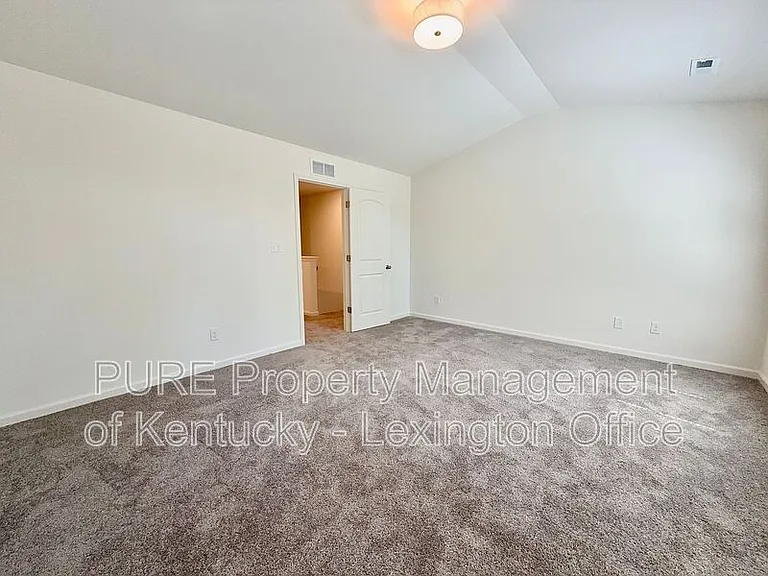 852 Halford Pl — Photo 21