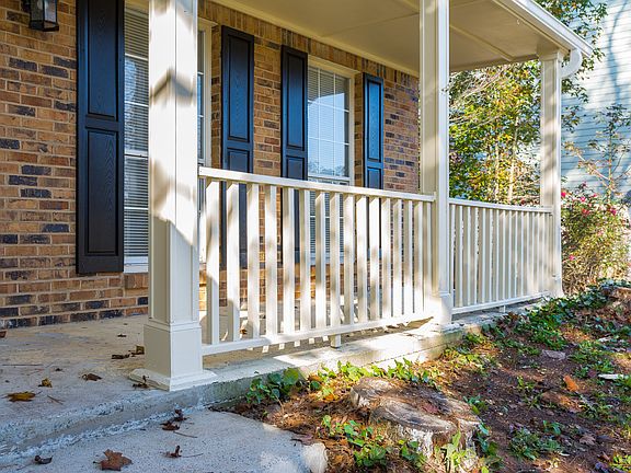 4th image of 250 Weatherly Dr