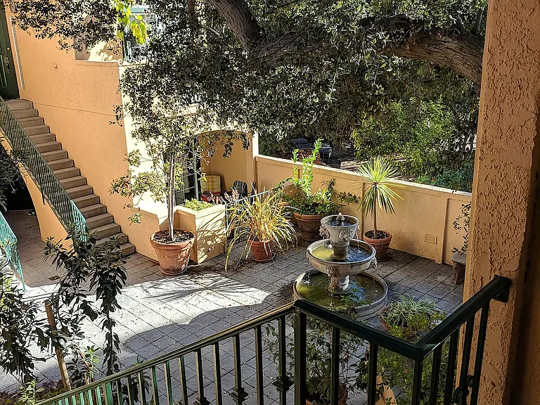 658 California St — Photo 10