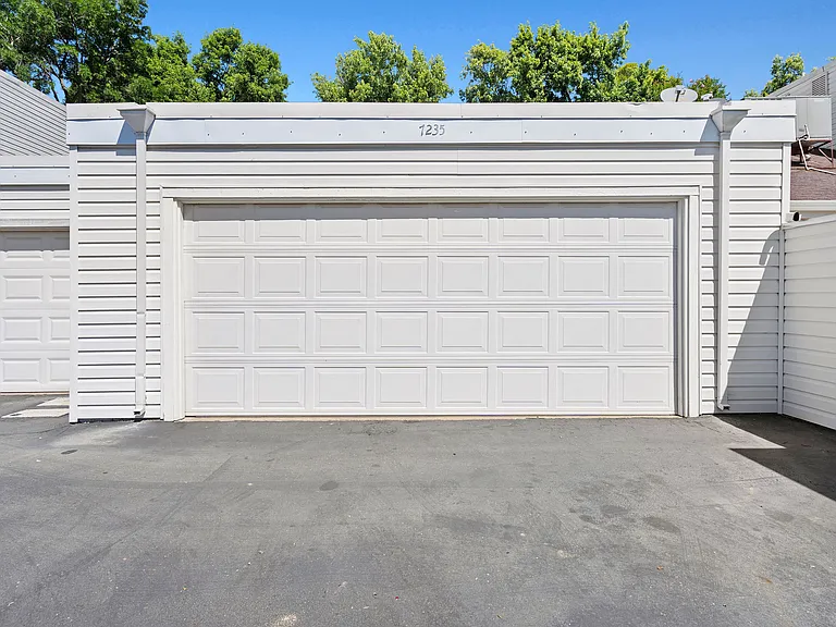 7235 Cinnamon Cir — Photo 27