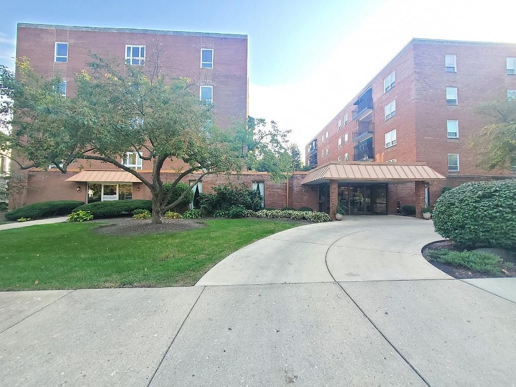 450 W Downer Pl APT 5B, Aurora, IL 60506 Zillow