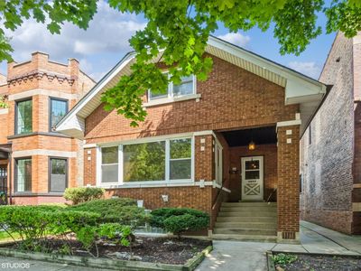 3723 N Oakley Ave, Chicago, IL, 60618