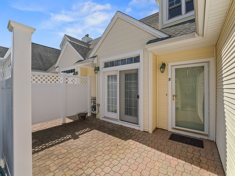 Southwick At Milford 7 Southwick Ct N Milford CT Zillow