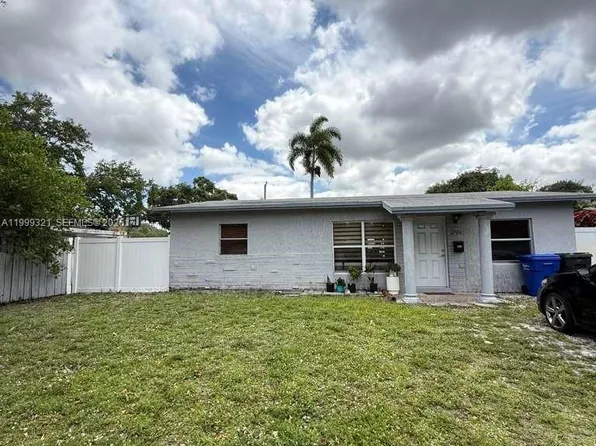 6708 Raleigh St, Hollywood, FL 33024