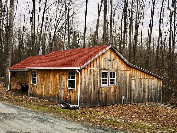 Detached Shop & Carport