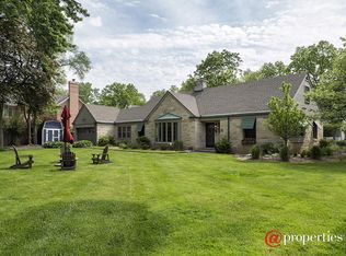 1919 Sunset Ridge Rd, Glenview, IL 60025