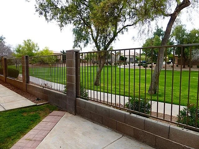 338 E Palomino Ct — Photo 24