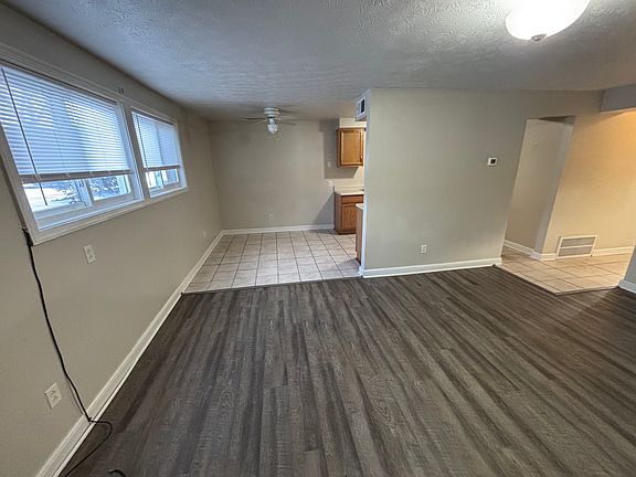 3rd image of 6669 Amsel Ave NE APT 1