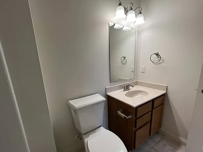 16499 Beverly Dr — Photo 28