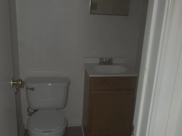 522 Wolf St — Photo 6