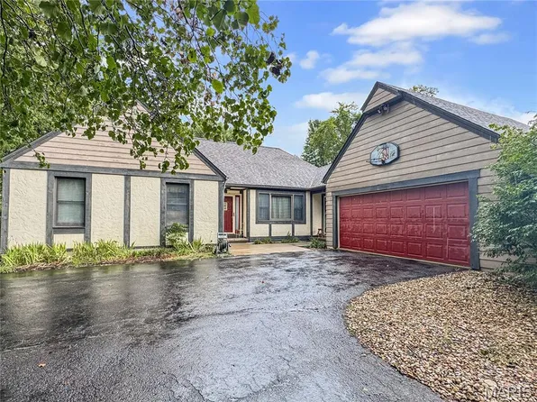 4 Addison Ct, Washington, MO 63090