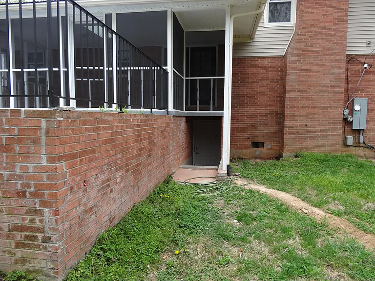 5773 Gumtree Rd — Photo 33