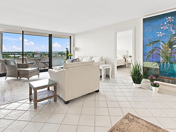 4th image of 3589 S Ocean Boulevard #808