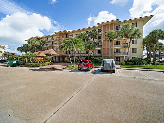 3rd image of 2401 Marina Isle Way APT 205