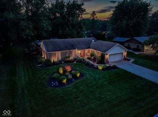272 N Peterman Rd, Greenwood, IN 46142