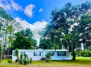 2200 Kin St, Interlachen, FL 32148