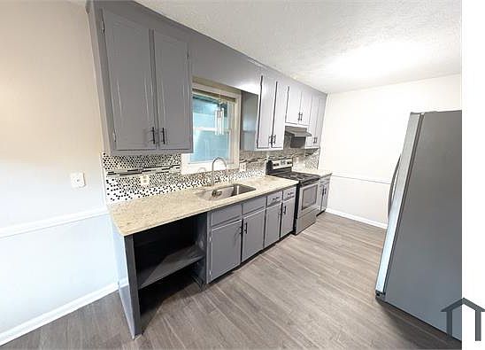 5th image of 4253 Janet Ct NW #4253