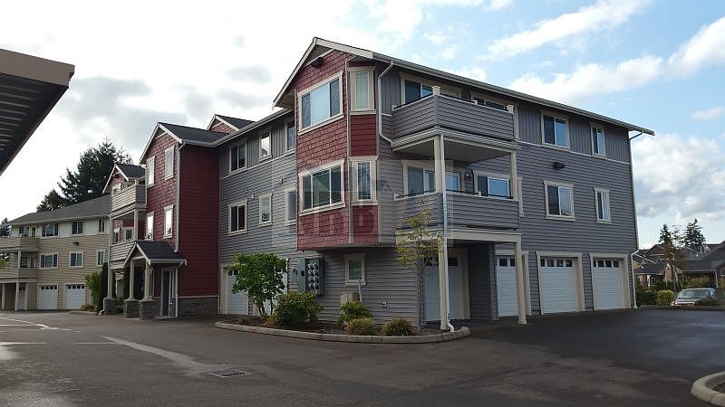 1st image of 13418 97th Ave E Unit 202