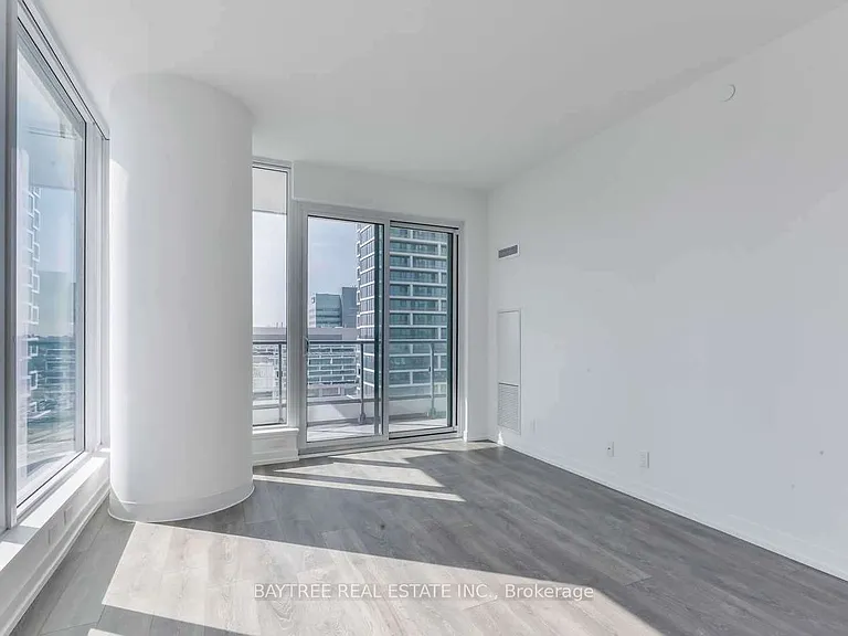 898 Portage Pkwy #2603 — Photo 2