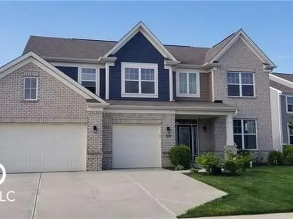 1347 Preserve Ct, Greenwood, IN 46143