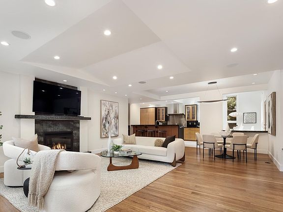 4th image of 900 6th St