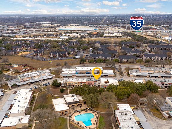 4th image of 6746 Crown Ridge