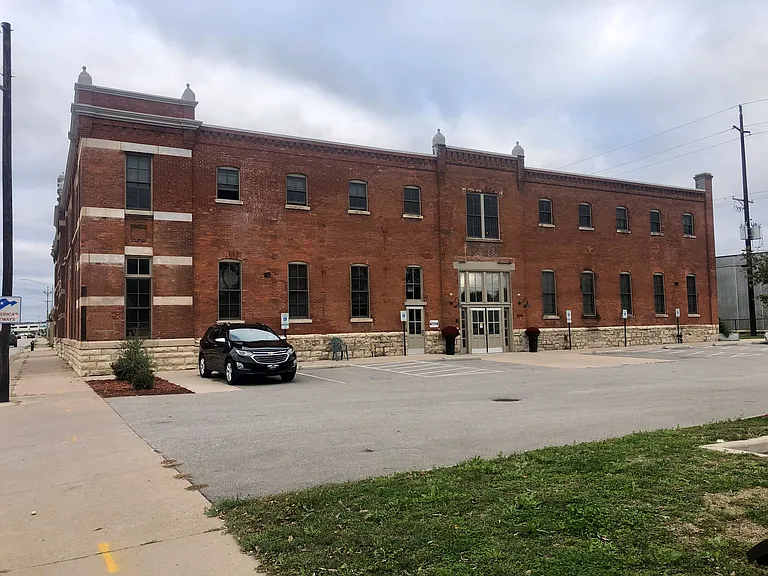 2219 Lofts — Photo 8