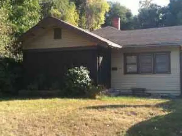 1860 W Willow St, Stockton, CA 95203