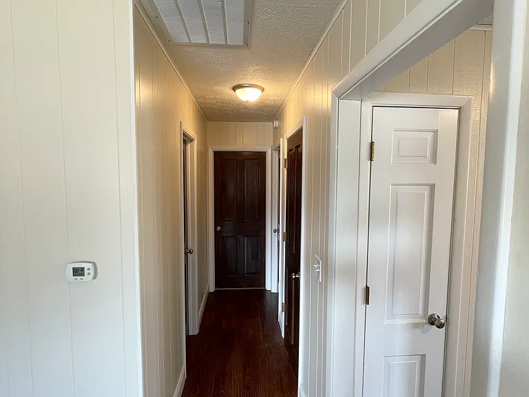 613 & 615 E Brenda Ln #615 — Photo 6