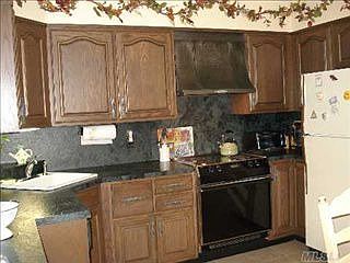 2nd image of 29 Briaroot Dr