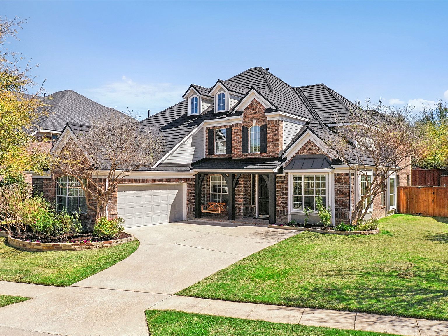 9008 Thompson Dr