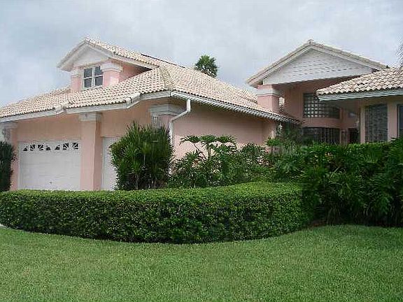 3rd image of 499 Laguna Dr