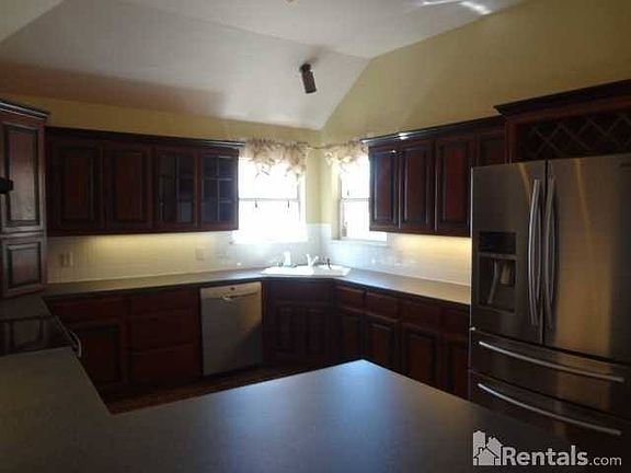 5th image of 7304 NW 131st St