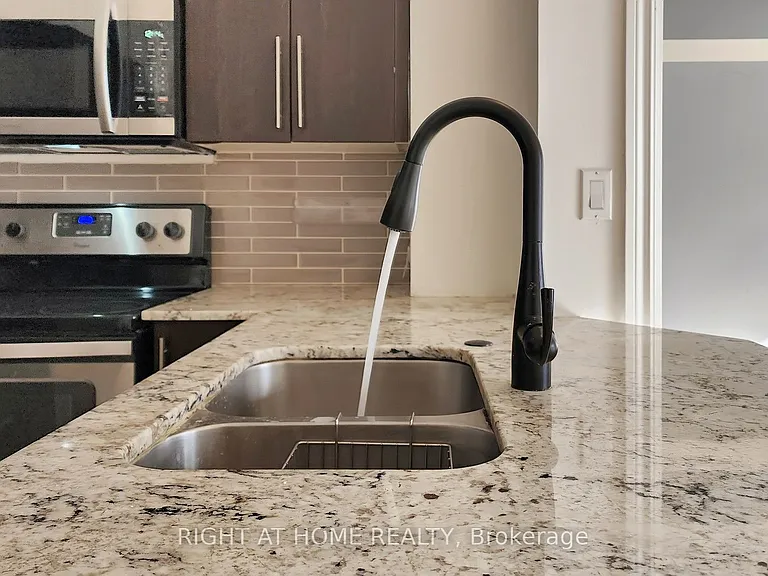 760 Sheppard Ave W #212 — Photo 18