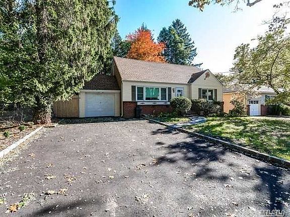 3rd image of 16 Michael Ln