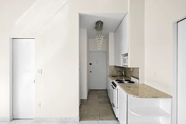 Rented by Douglas Elliman | media 2