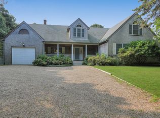 24 Dark Woods Rd, Edgartown, MA 02539