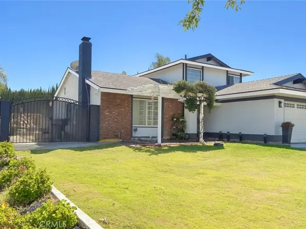 741 Saint Andrews Ct, Corona, CA 92882