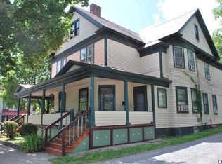 129 Maple Ave, Saratoga Springs, NY 12866