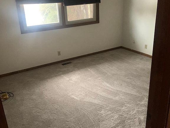 4th image of 5635 S 42nd Street Ct