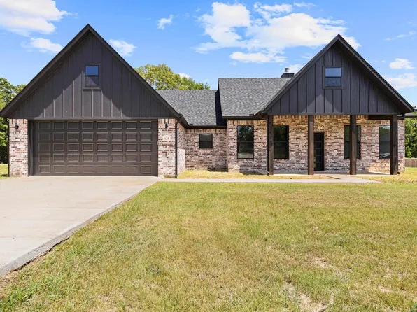 127 Big Oaks Rd, Kilgore, TX 75662