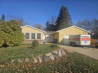 5402 Big Bow Rd, Fitchburg, WI 53711