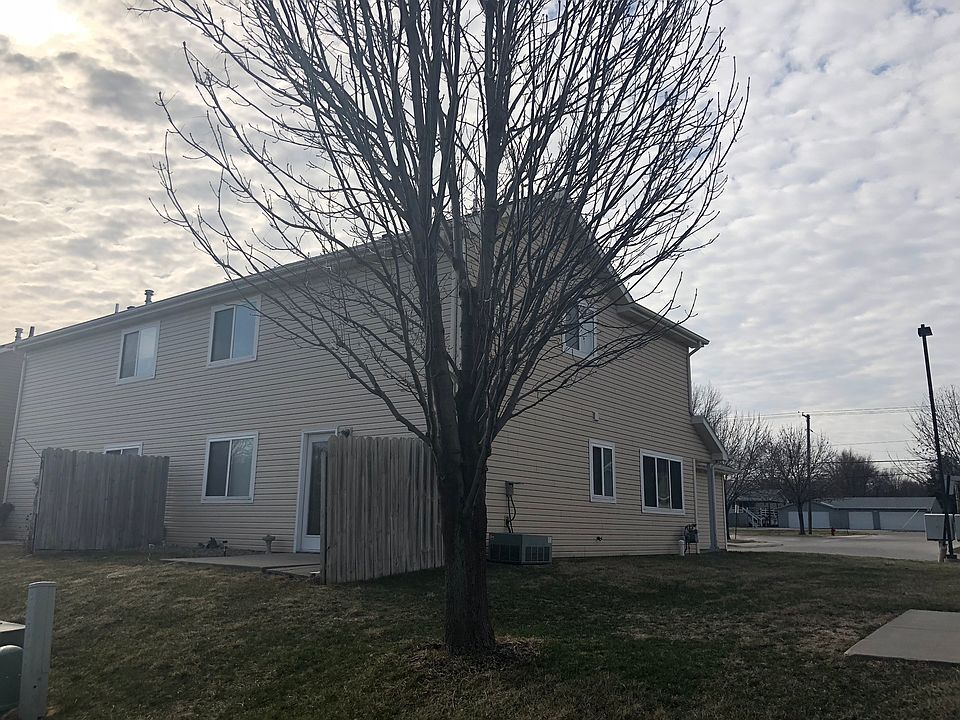 1st image of 1446 W B Ct