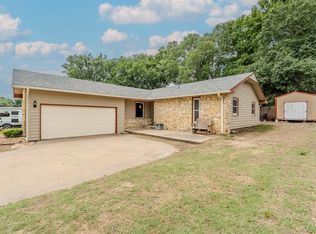 1003 Highland Dr, Arkansas City, KS 67005