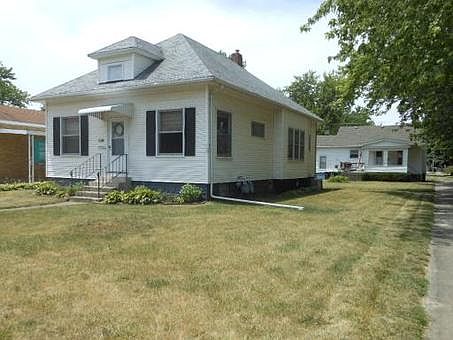 2nd image of 407 S Curtis Ave