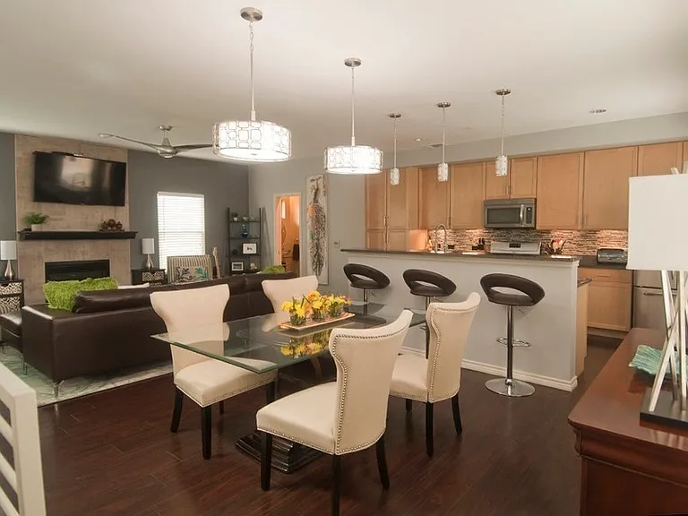 2606 Wilson St #1105 — Photo 1